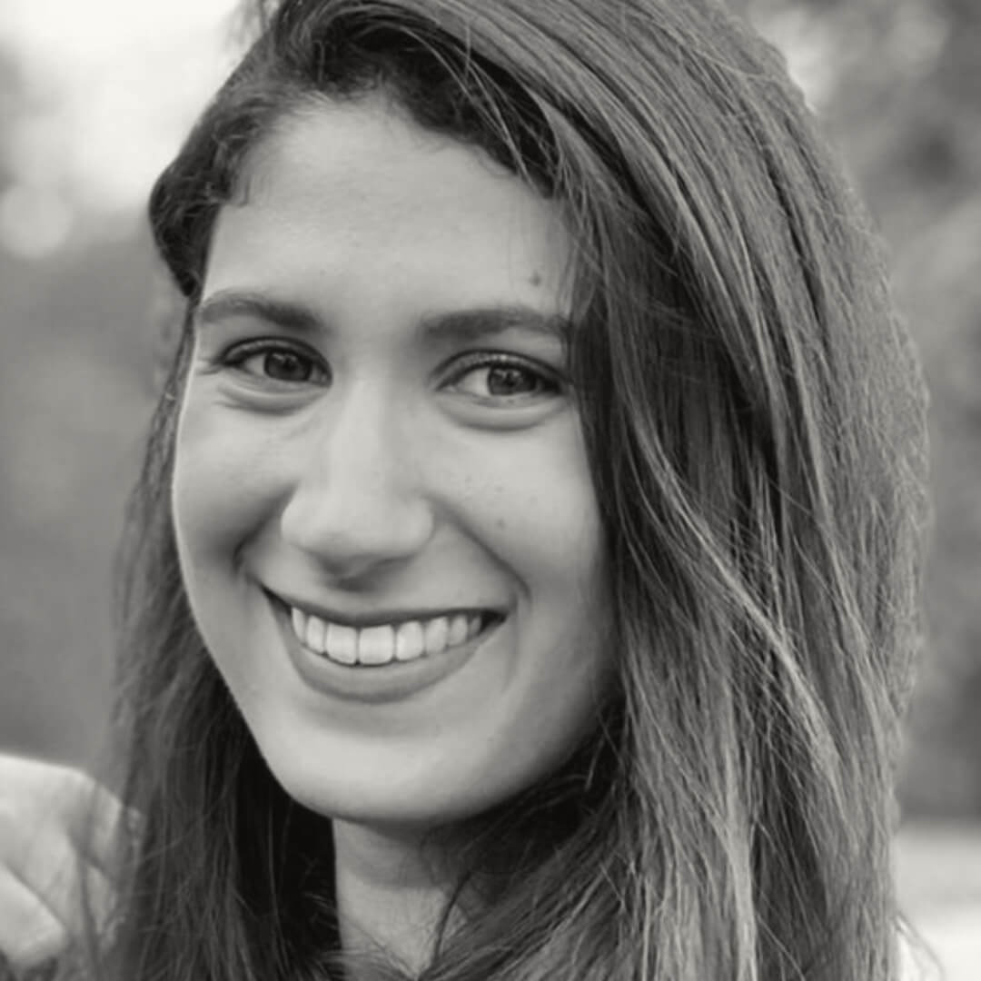 Shania Gharagozlou-Mina Square