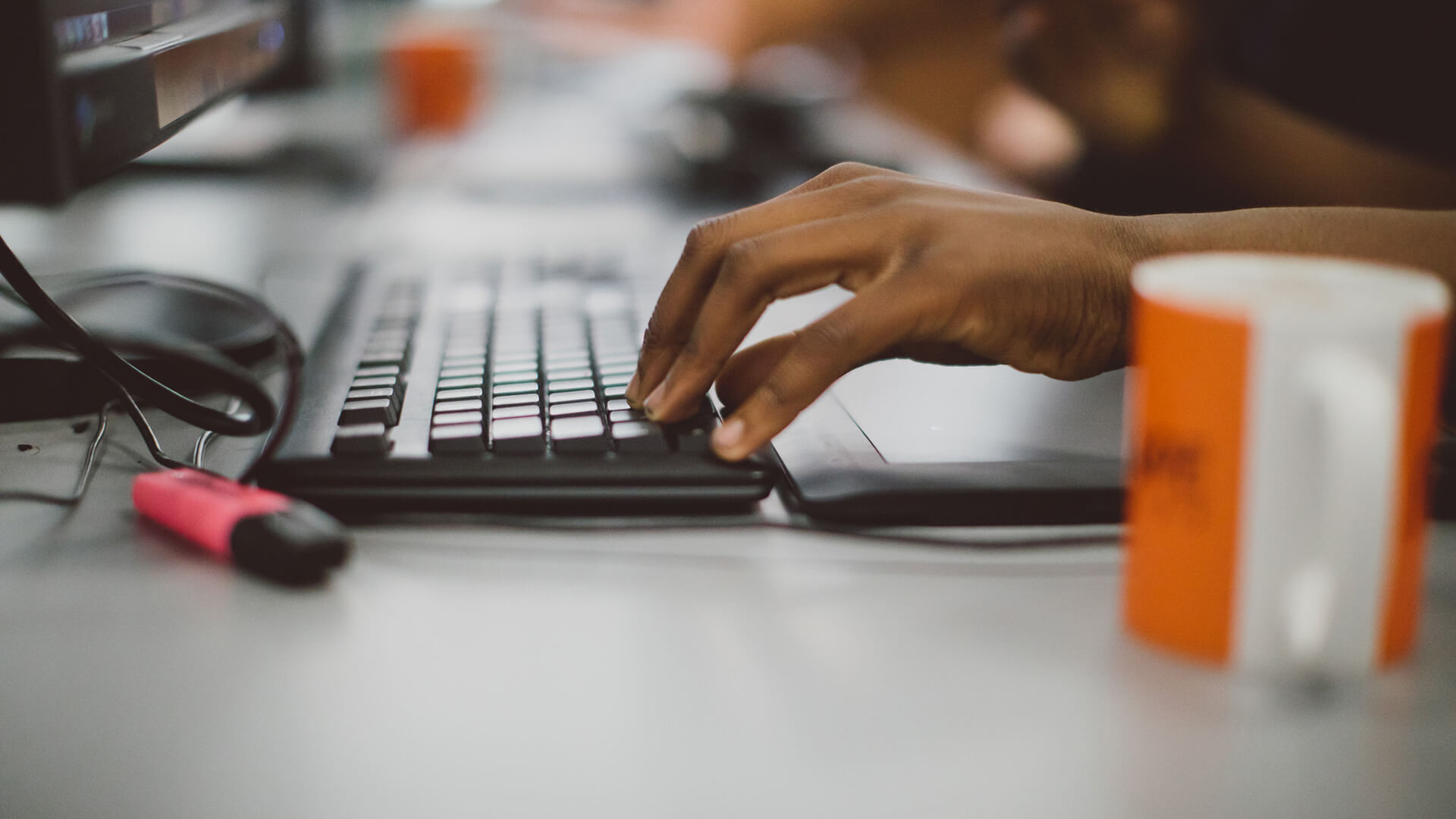Student using a keyboard