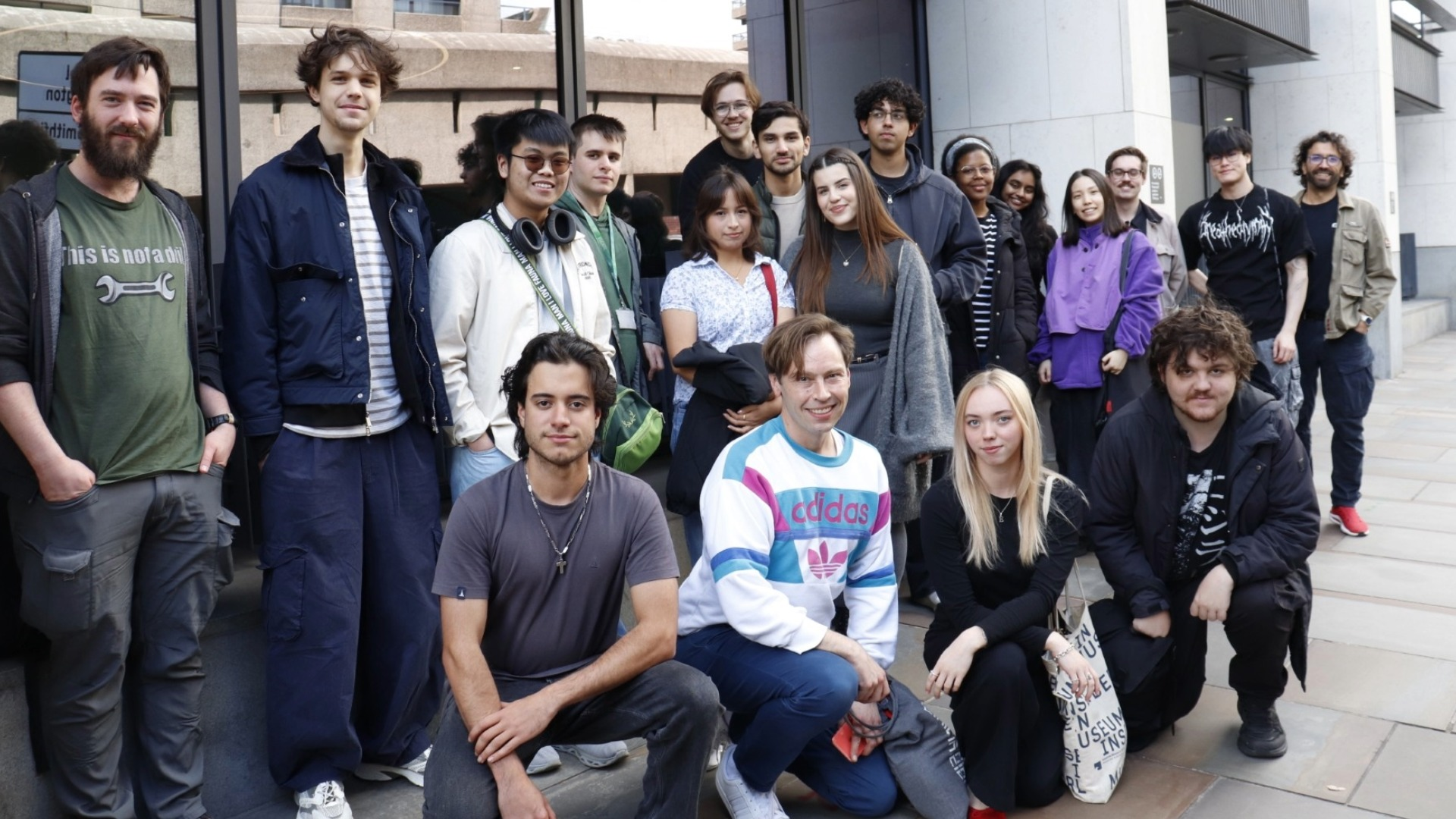 students at bluebolt Visit